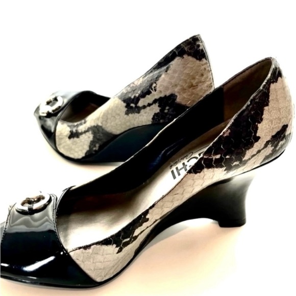 Carlos Falchi Wedge Snakeskin Peep Toe Heels - Picture 2 of 16